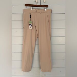 Men's Haggar Sport Travel Performance Straight Fit Flat Front Pants - 32x30 NWT